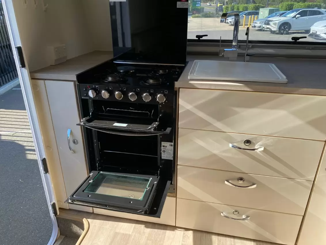 USED 2017 JAYCO SILVERLINE