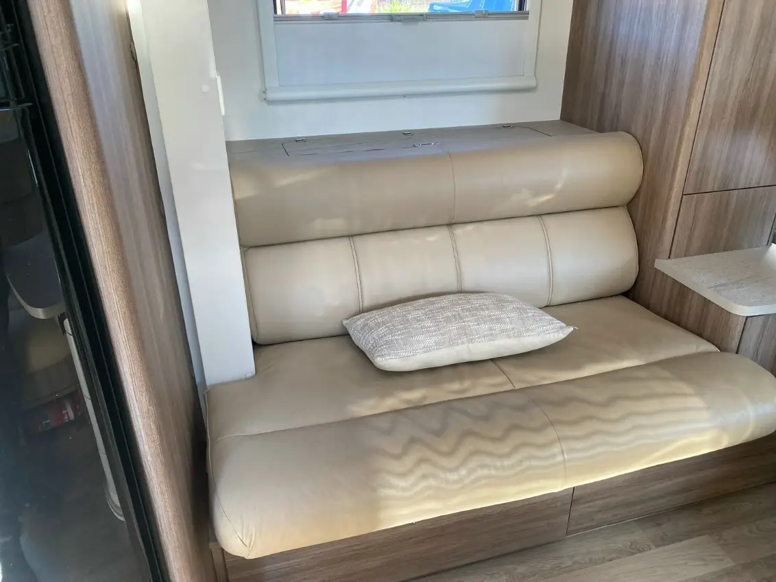 USED 2017 JAYCO SILVERLINE