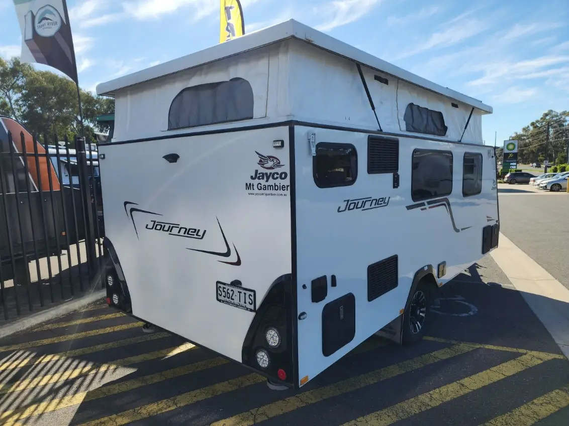 USED 2021 JAYCO JOURNEY