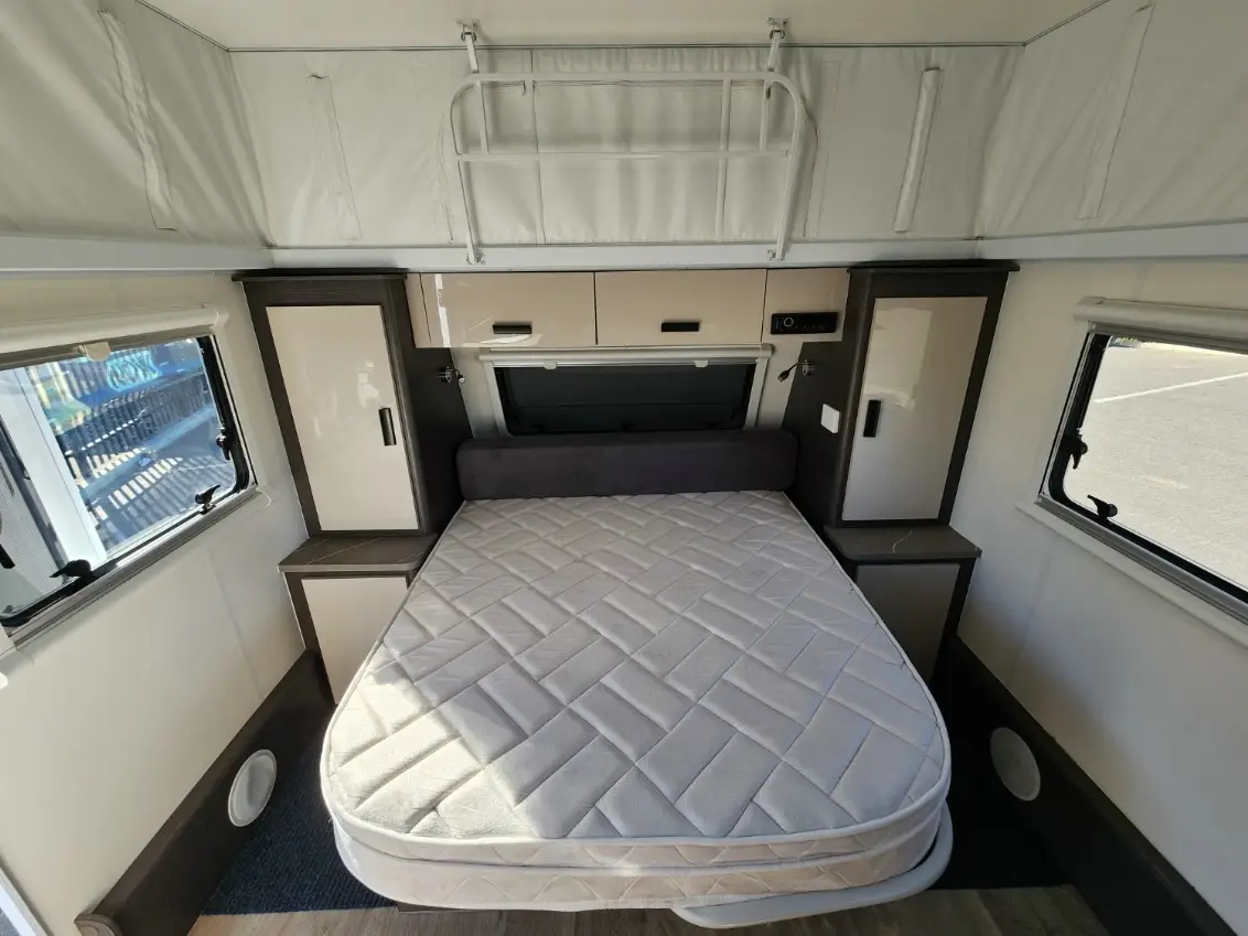 USED 2021 JAYCO JOURNEY