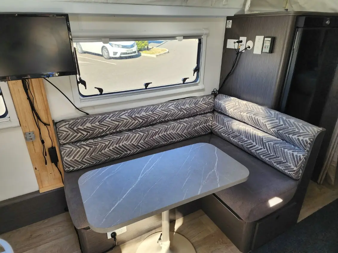 USED 2021 JAYCO JOURNEY