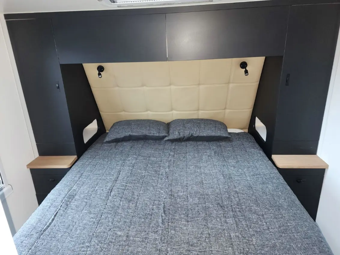 USED 2023 AUSTRALIS OVERLAND 22.8
