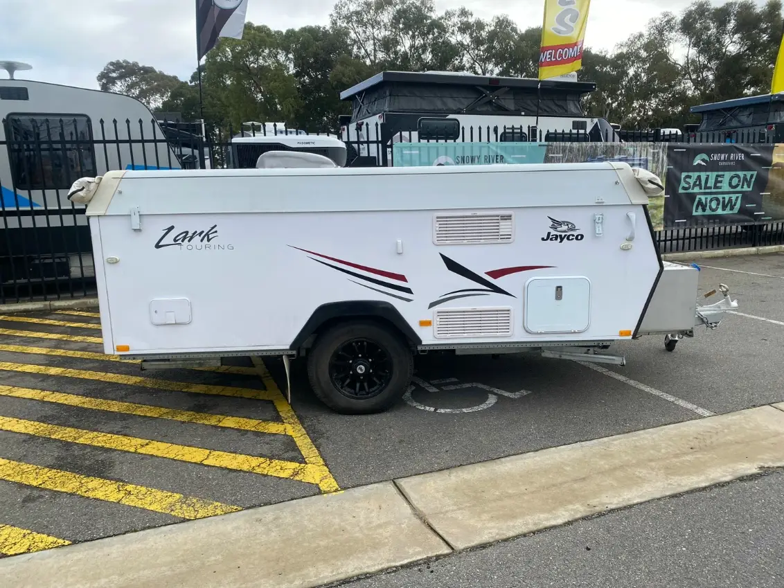 USED 2021 JAYCO LARK