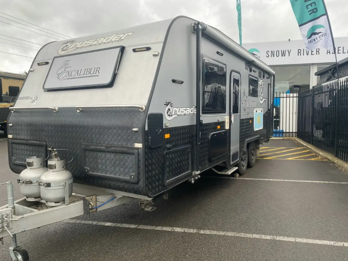 USED 2015 CRUSADER EXCALIBUR