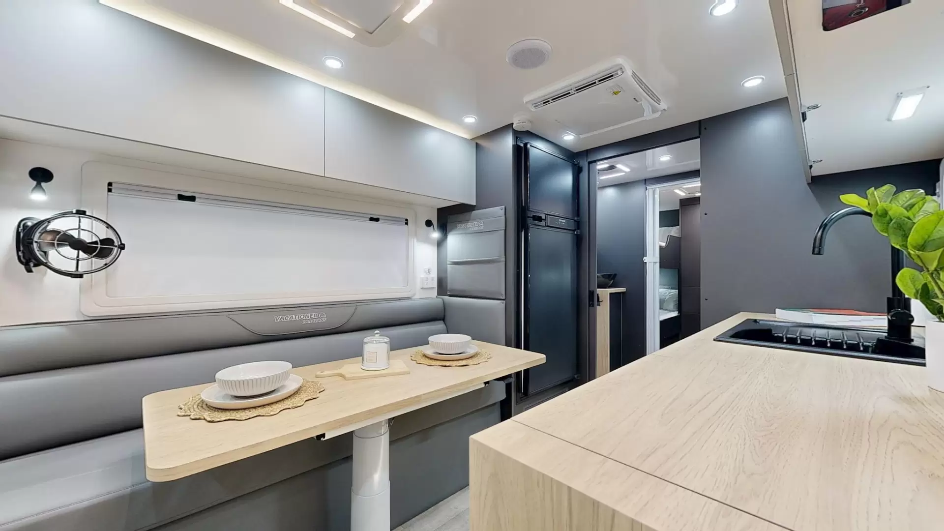 NEW 2026 VACATIONER CARAVANS ROUGH RIDER