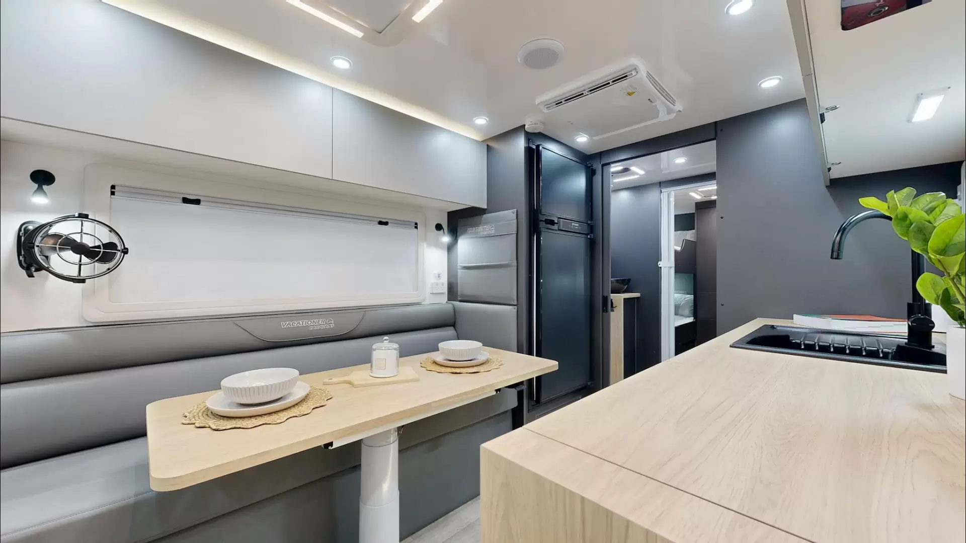 NEW 2026 VACATIONER CARAVANS ROUGH RIDER