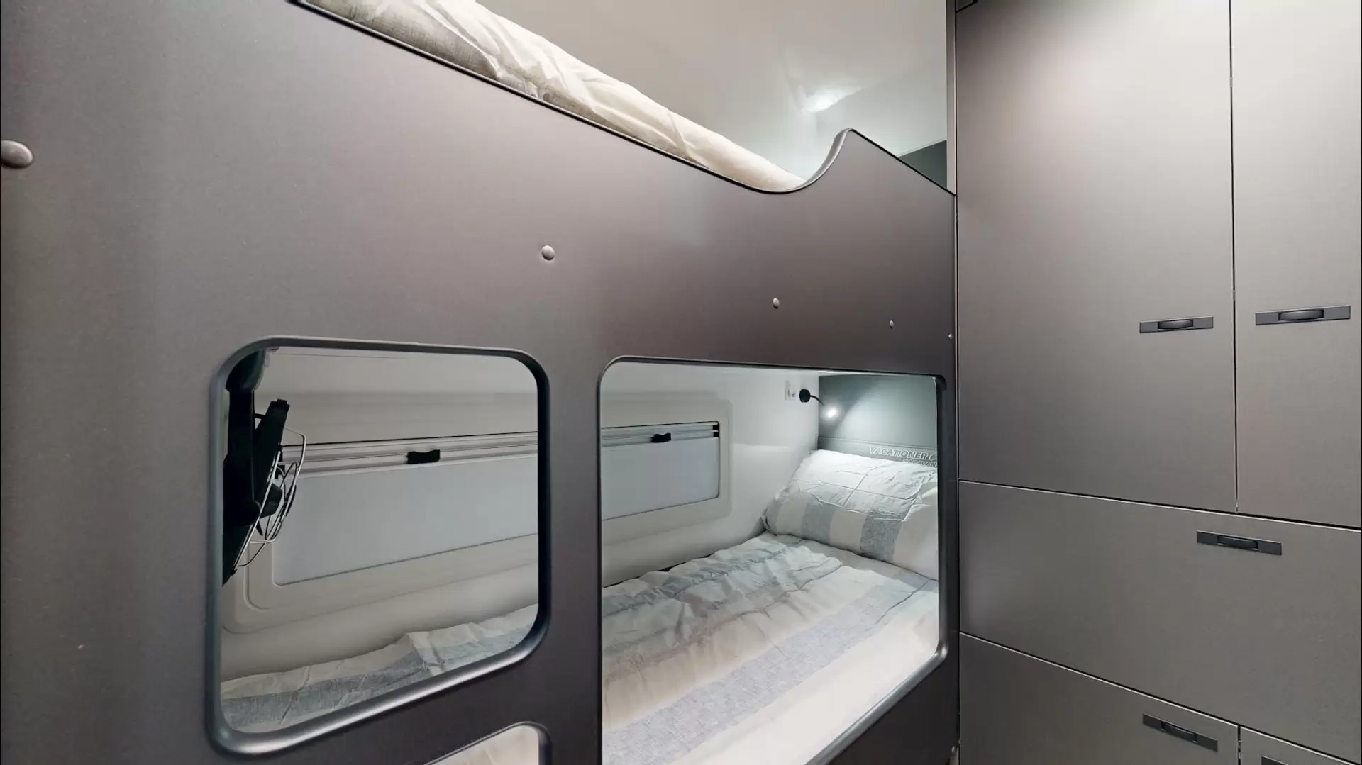 NEW 2026 VACATIONER CARAVANS ROUGH RIDER