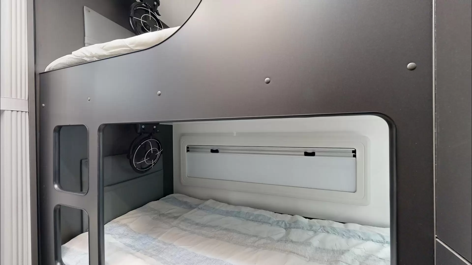 NEW 2026 VACATIONER CARAVANS ROUGH RIDER