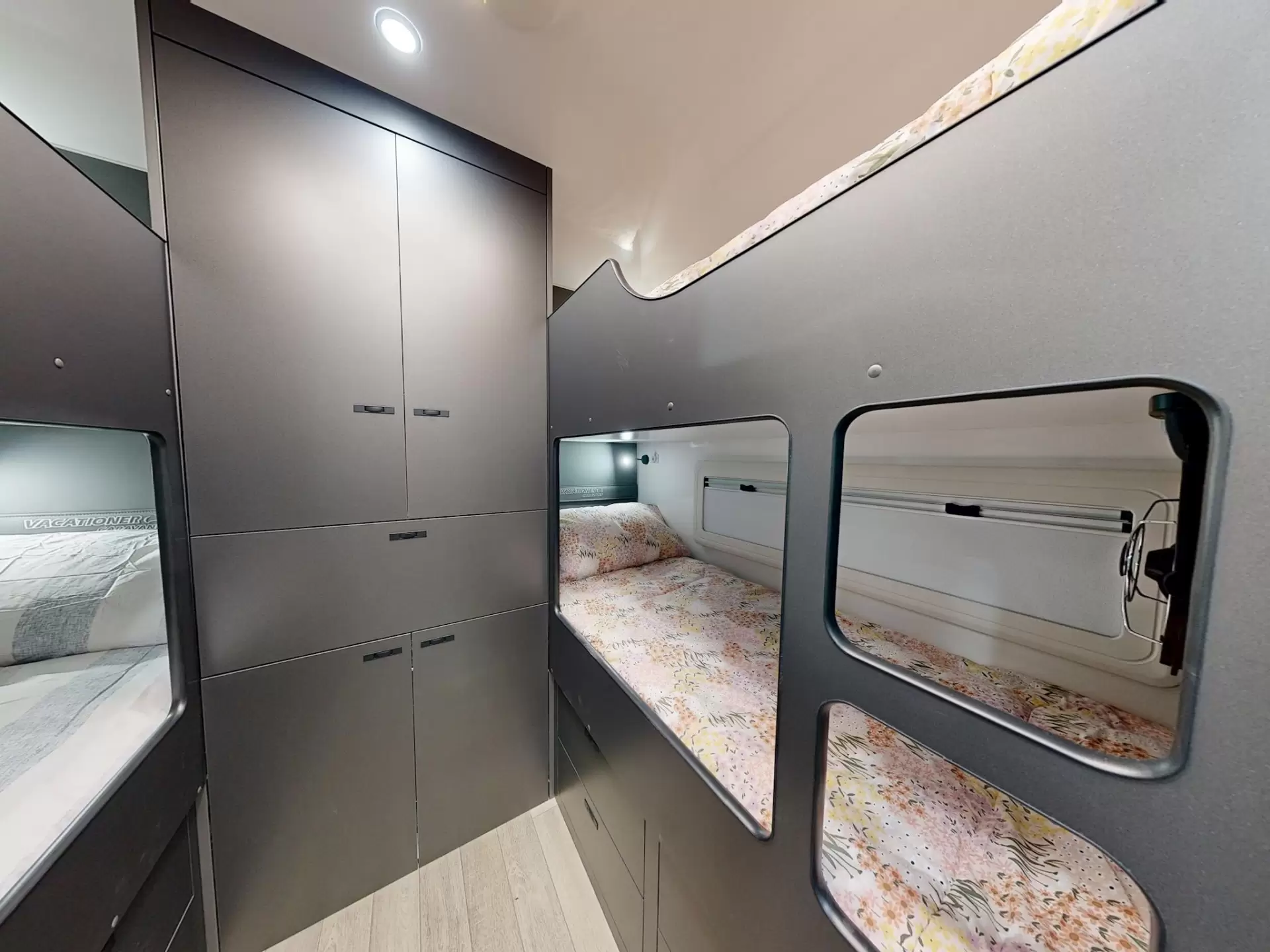 NEW 2026 VACATIONER CARAVANS ROUGH RIDER