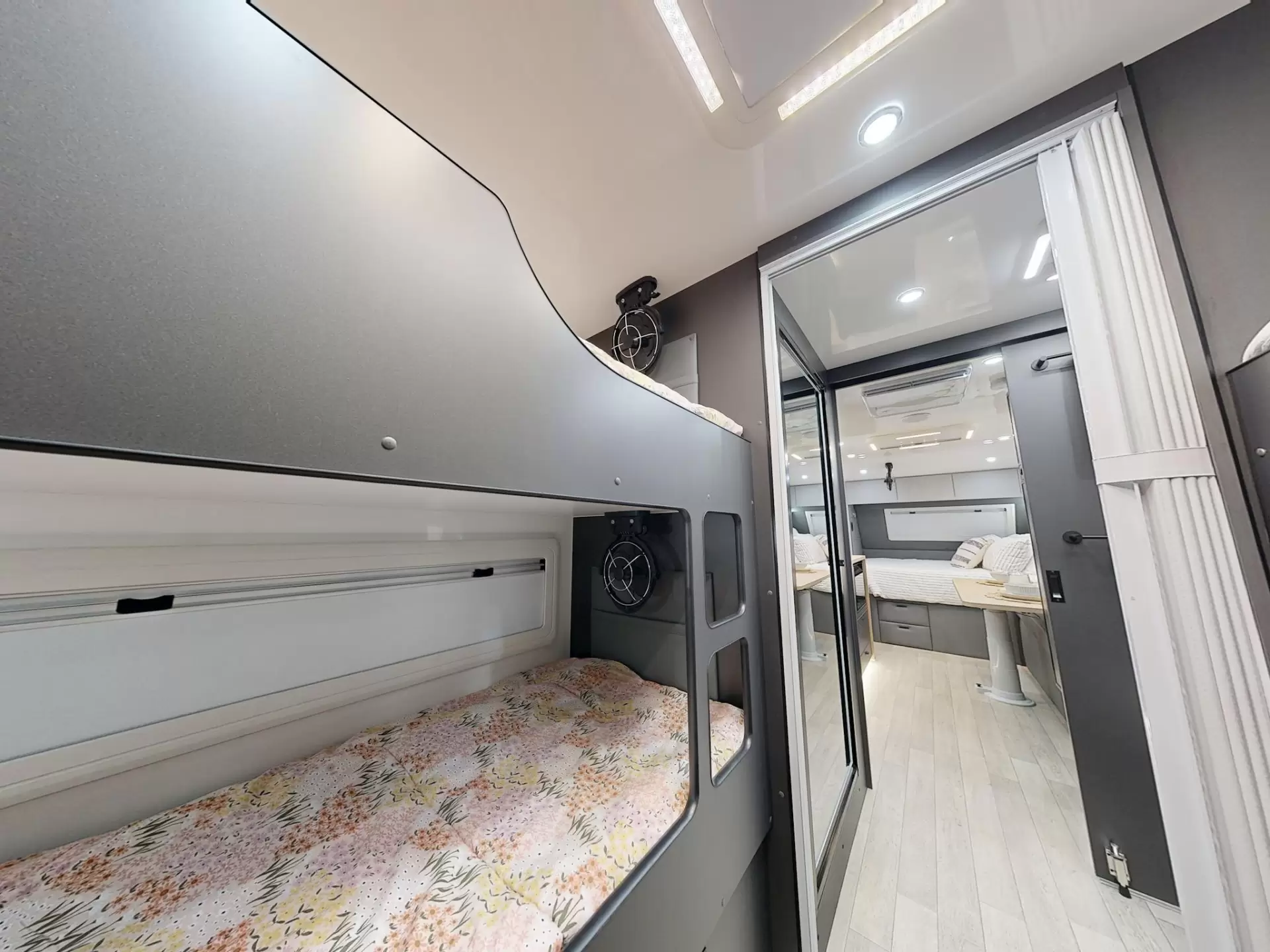 NEW 2026 VACATIONER CARAVANS ROUGH RIDER