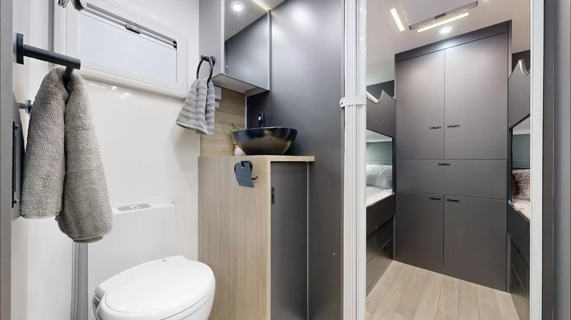 NEW 2026 VACATIONER CARAVANS ROUGH RIDER