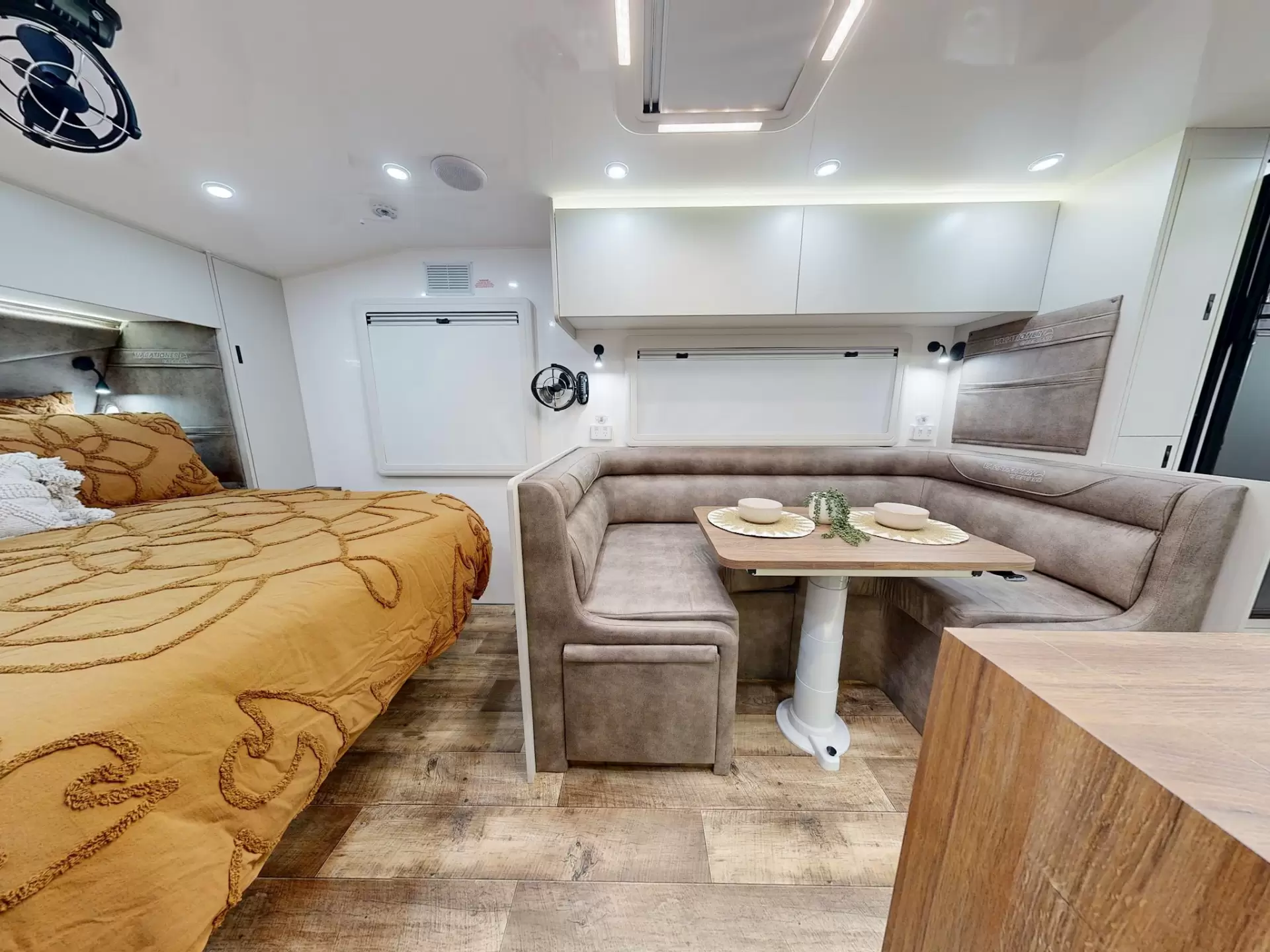 NEW 2025 VACATIONER CARAVANS ROUGH RIDER