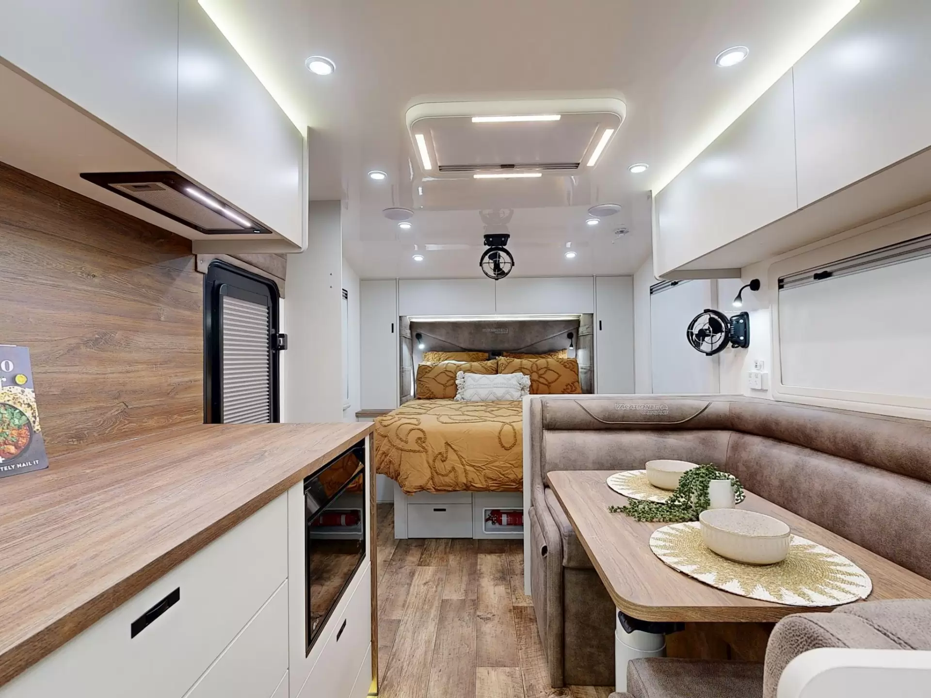NEW 2025 VACATIONER CARAVANS ROUGH RIDER