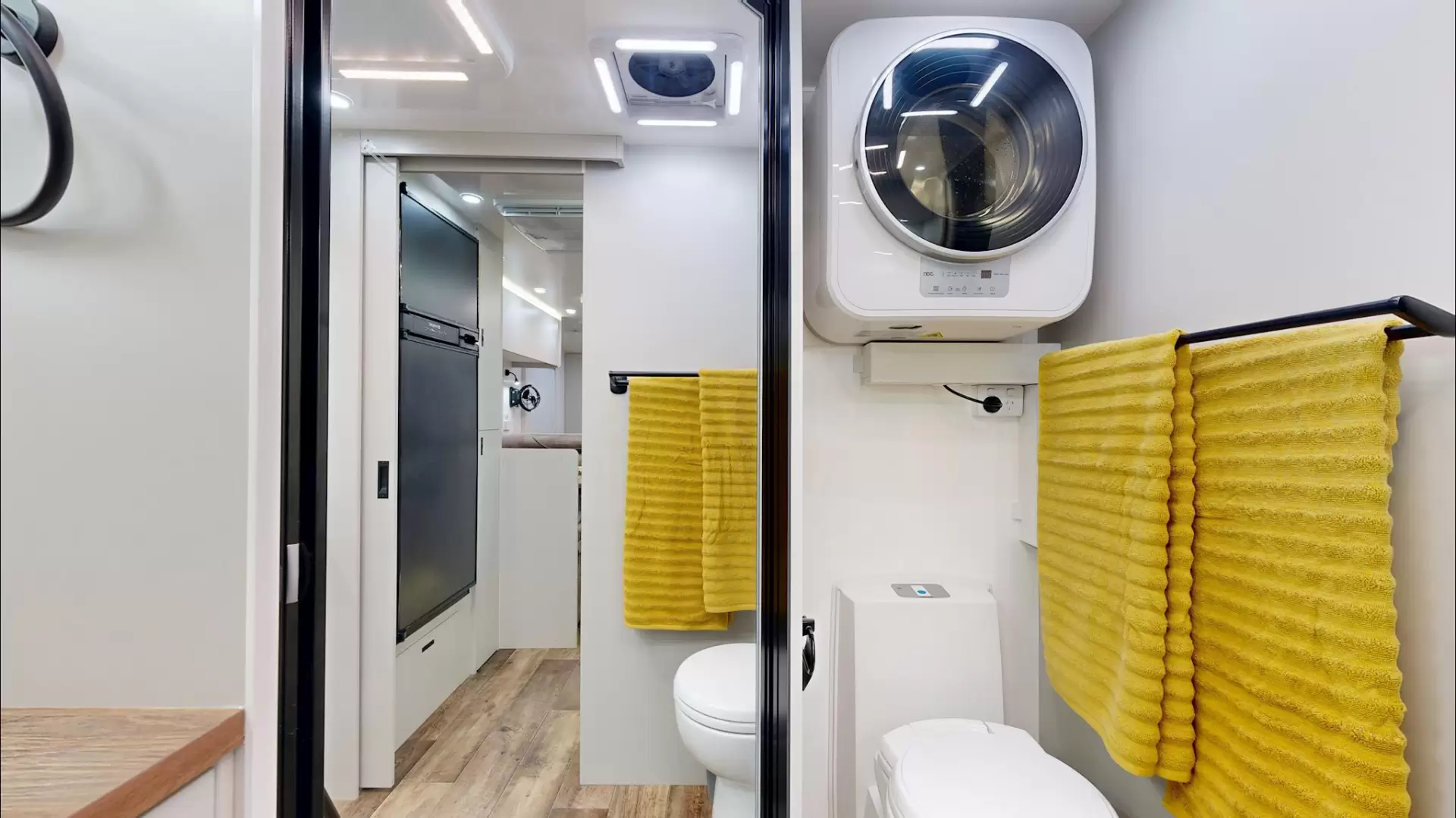 NEW 2025 VACATIONER CARAVANS ROUGH RIDER