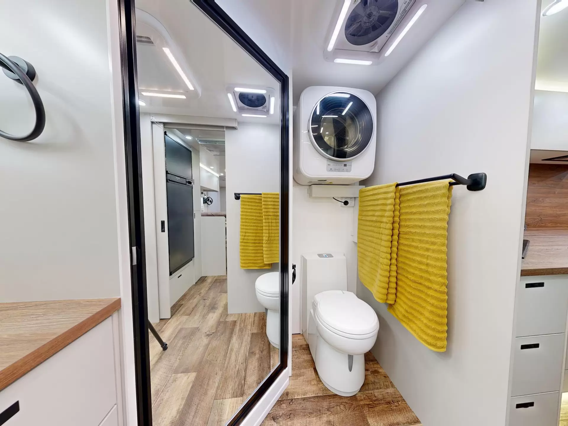 NEW 2025 VACATIONER CARAVANS ROUGH RIDER