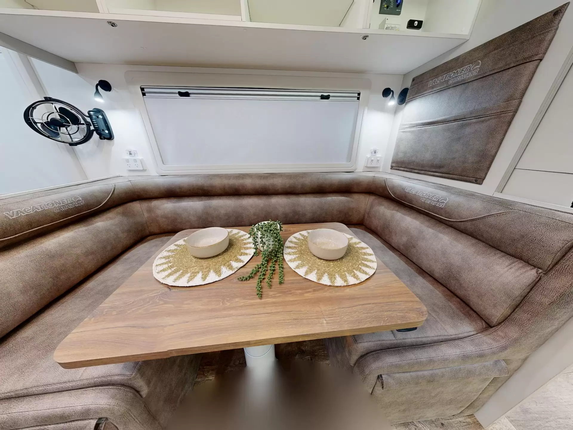 NEW 2025 VACATIONER CARAVANS ROUGH RIDER