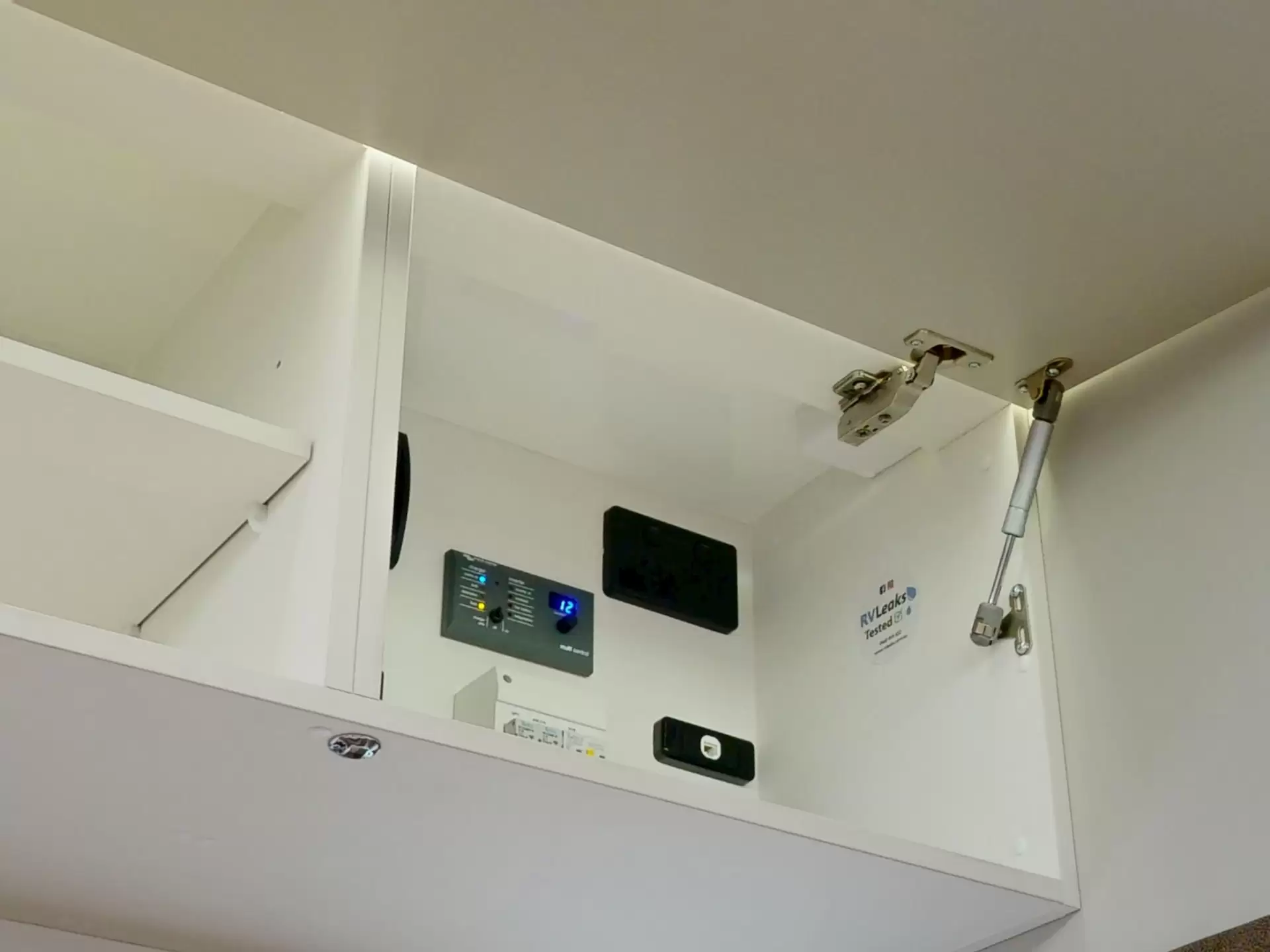 NEW 2025 VACATIONER CARAVANS ROUGH RIDER