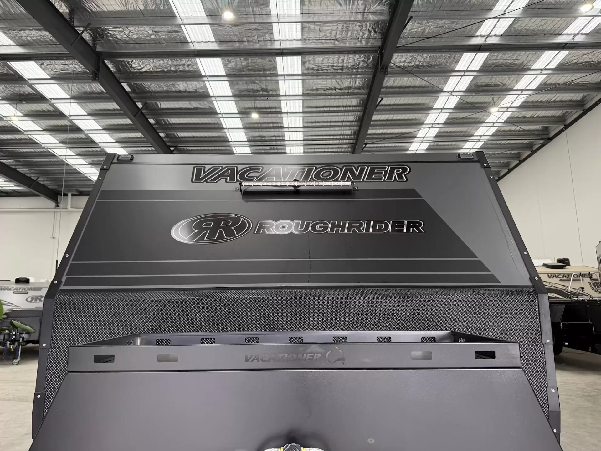NEW 2025 VACATIONER CARAVANS ROUGH RIDER