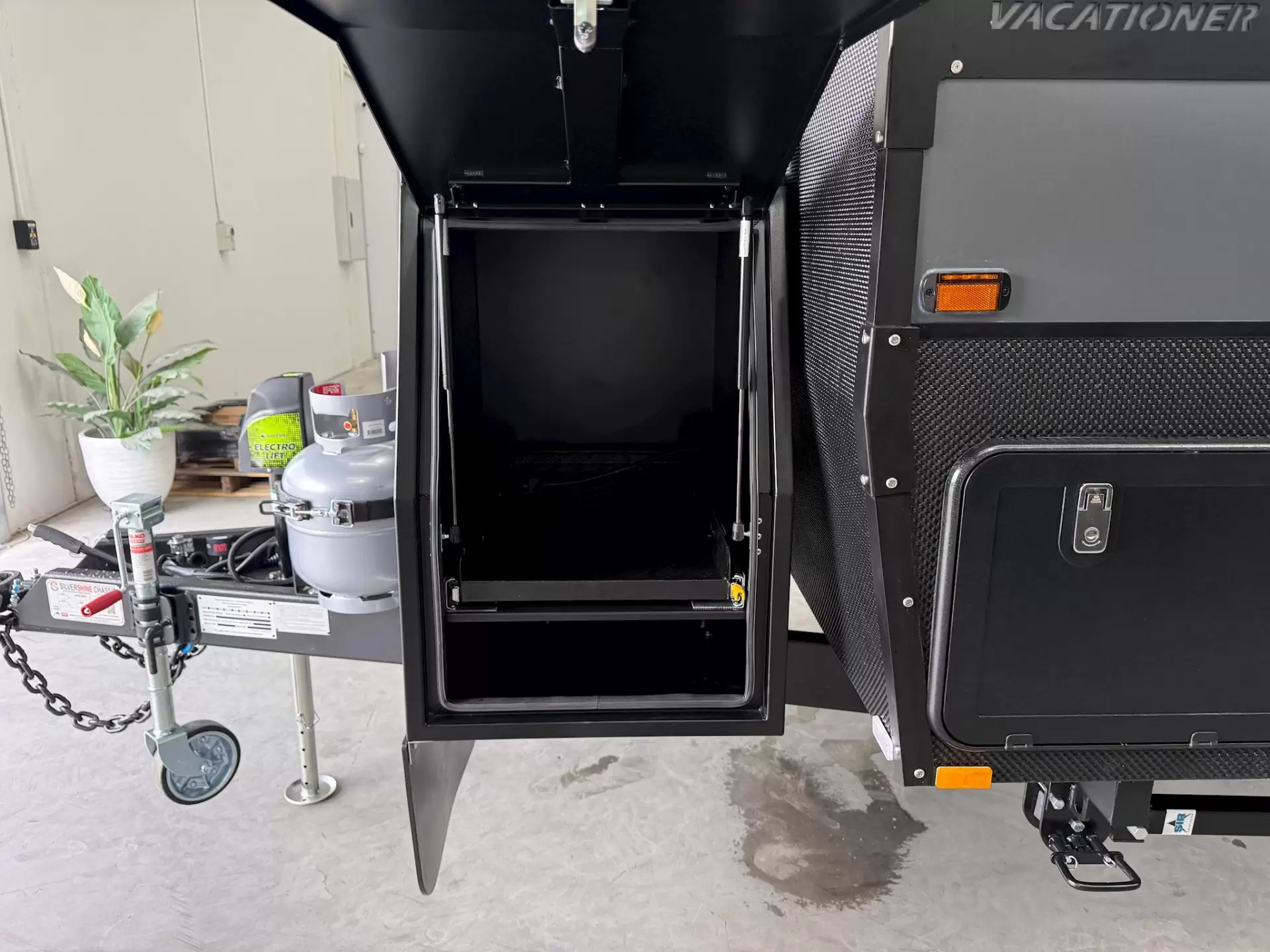 NEW 2025 VACATIONER CARAVANS ROUGH RIDER