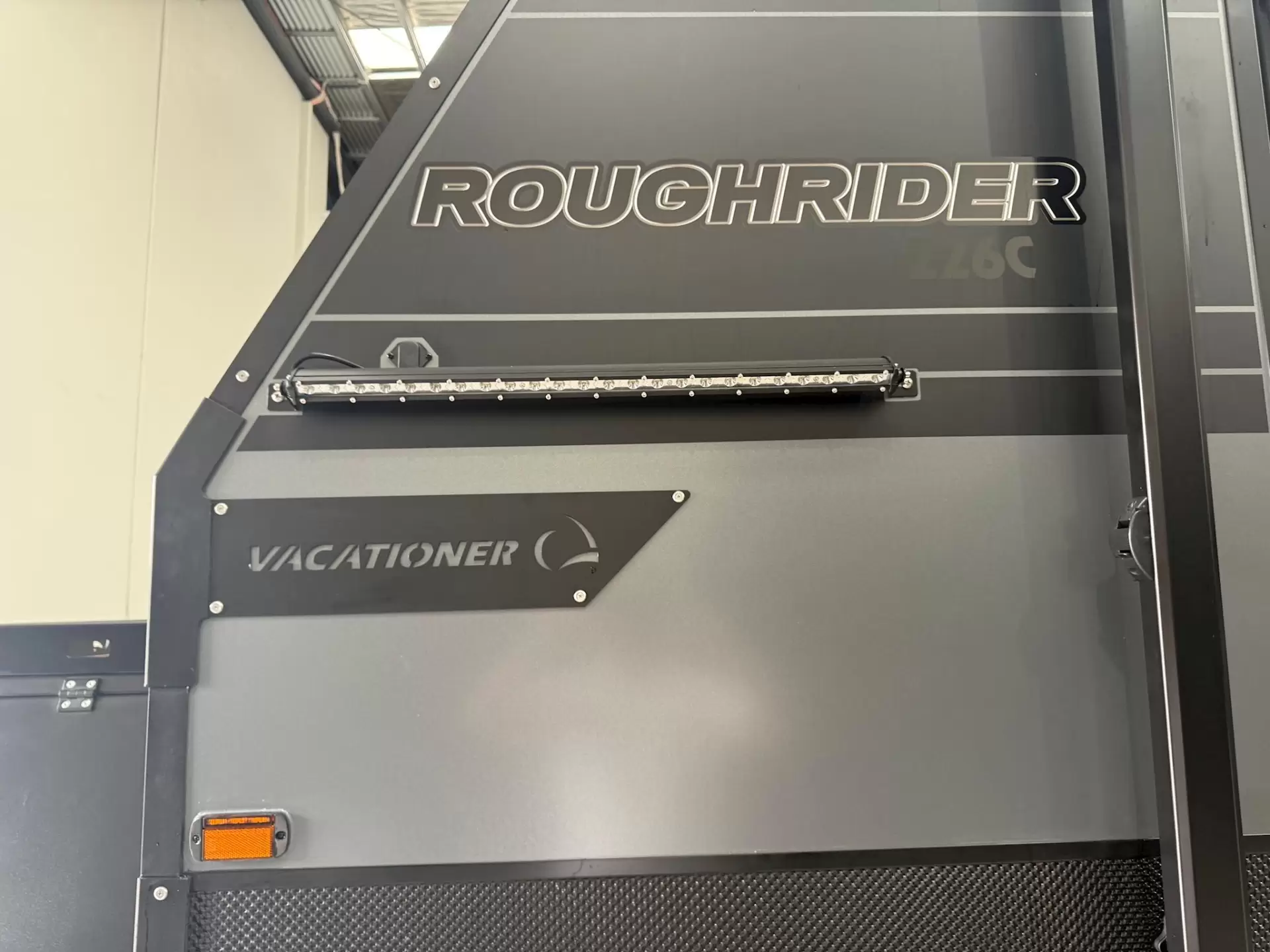 NEW 2025 VACATIONER CARAVANS ROUGH RIDER