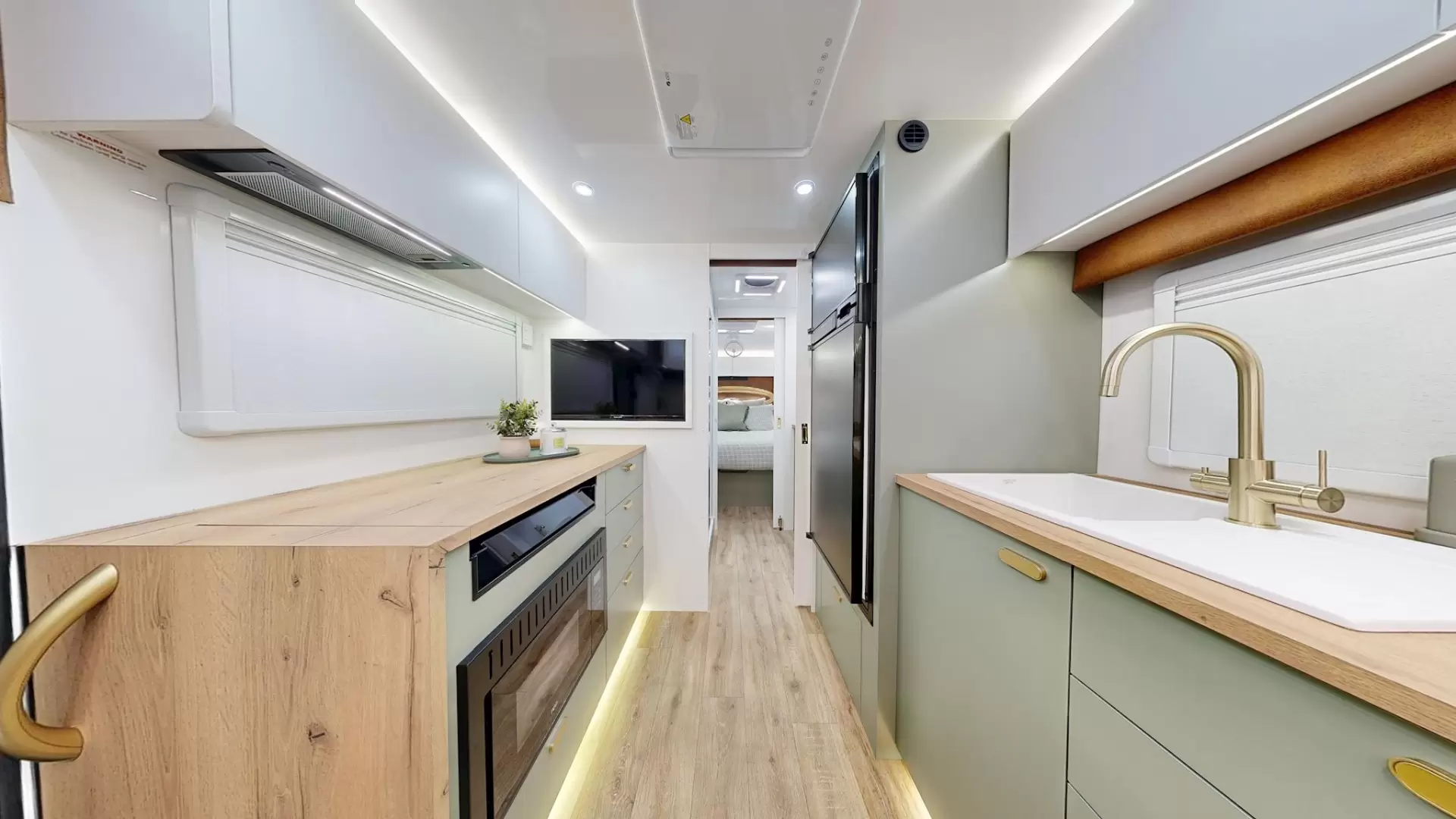 NEW 2026 VACATIONER CARAVANS ROUGH RIDER