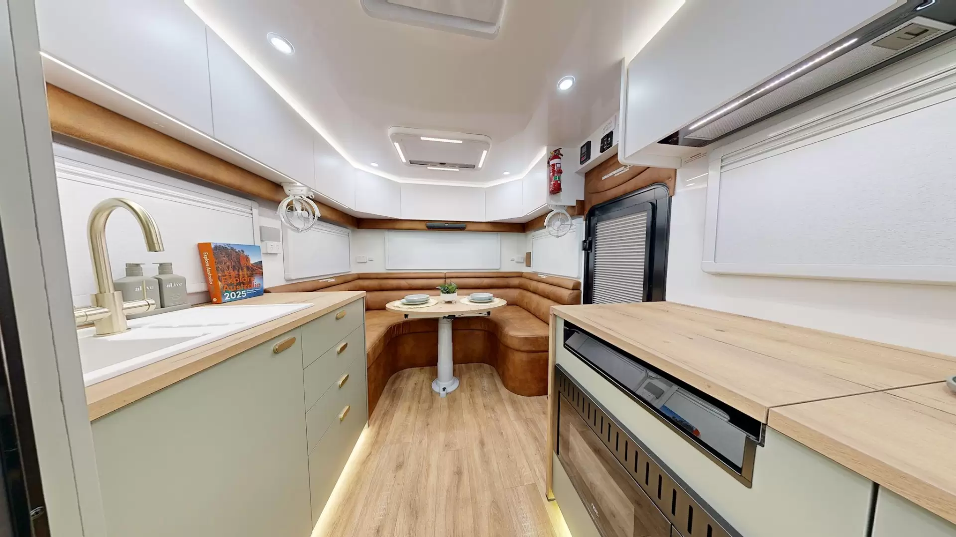 NEW 2026 VACATIONER CARAVANS ROUGH RIDER