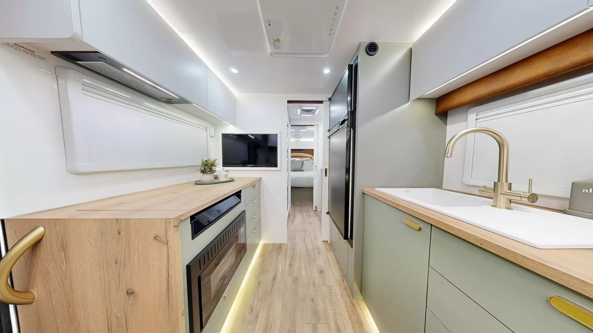 NEW 2026 VACATIONER CARAVANS ROUGH RIDER