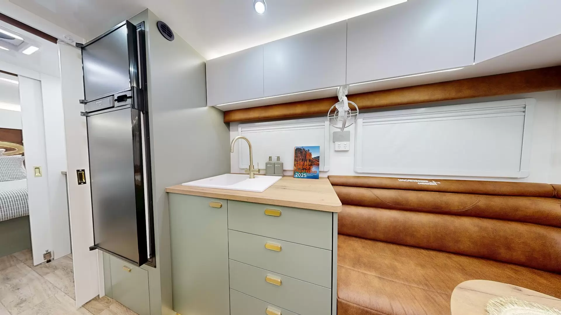 NEW 2026 VACATIONER CARAVANS ROUGH RIDER