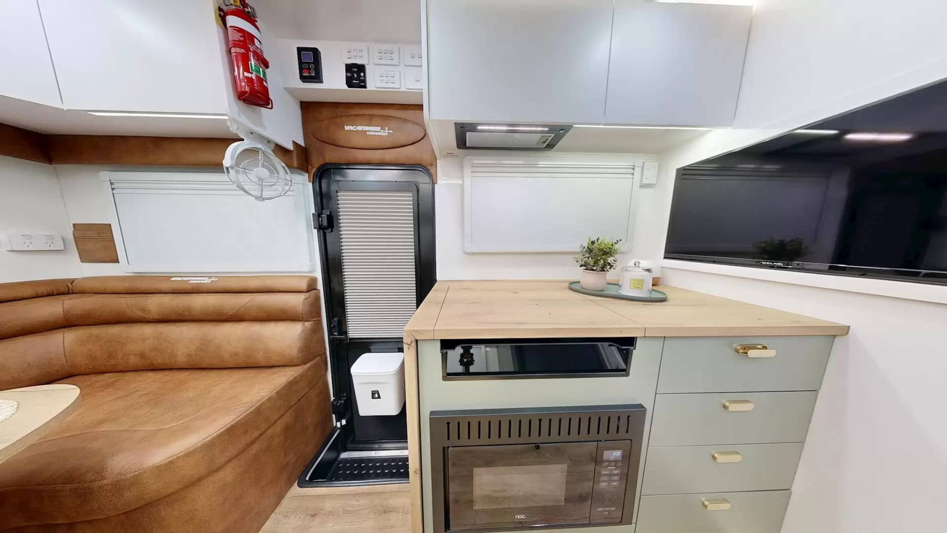 NEW 2026 VACATIONER CARAVANS ROUGH RIDER