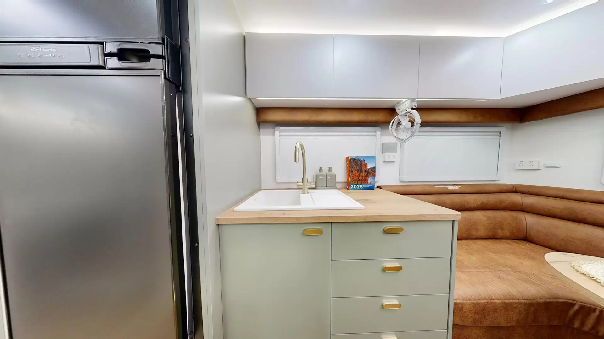 NEW 2026 VACATIONER CARAVANS ROUGH RIDER