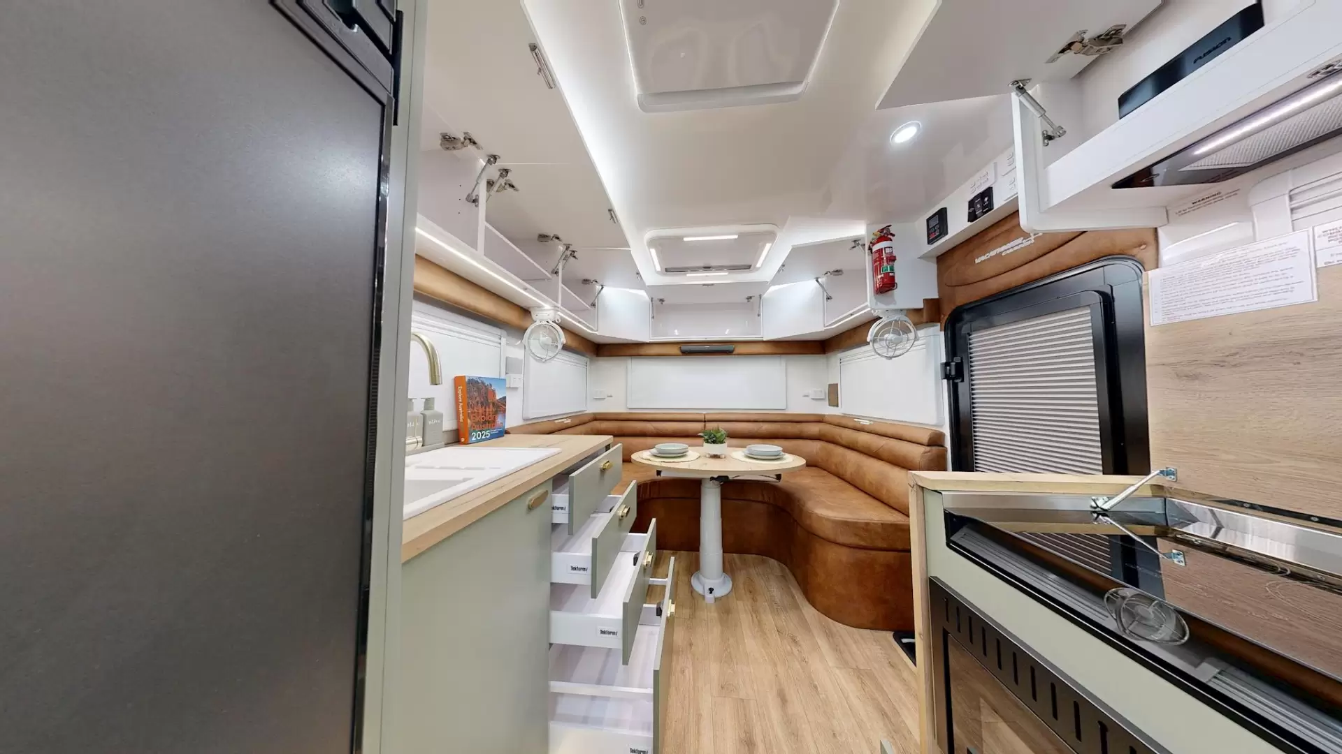 NEW 2026 VACATIONER CARAVANS ROUGH RIDER