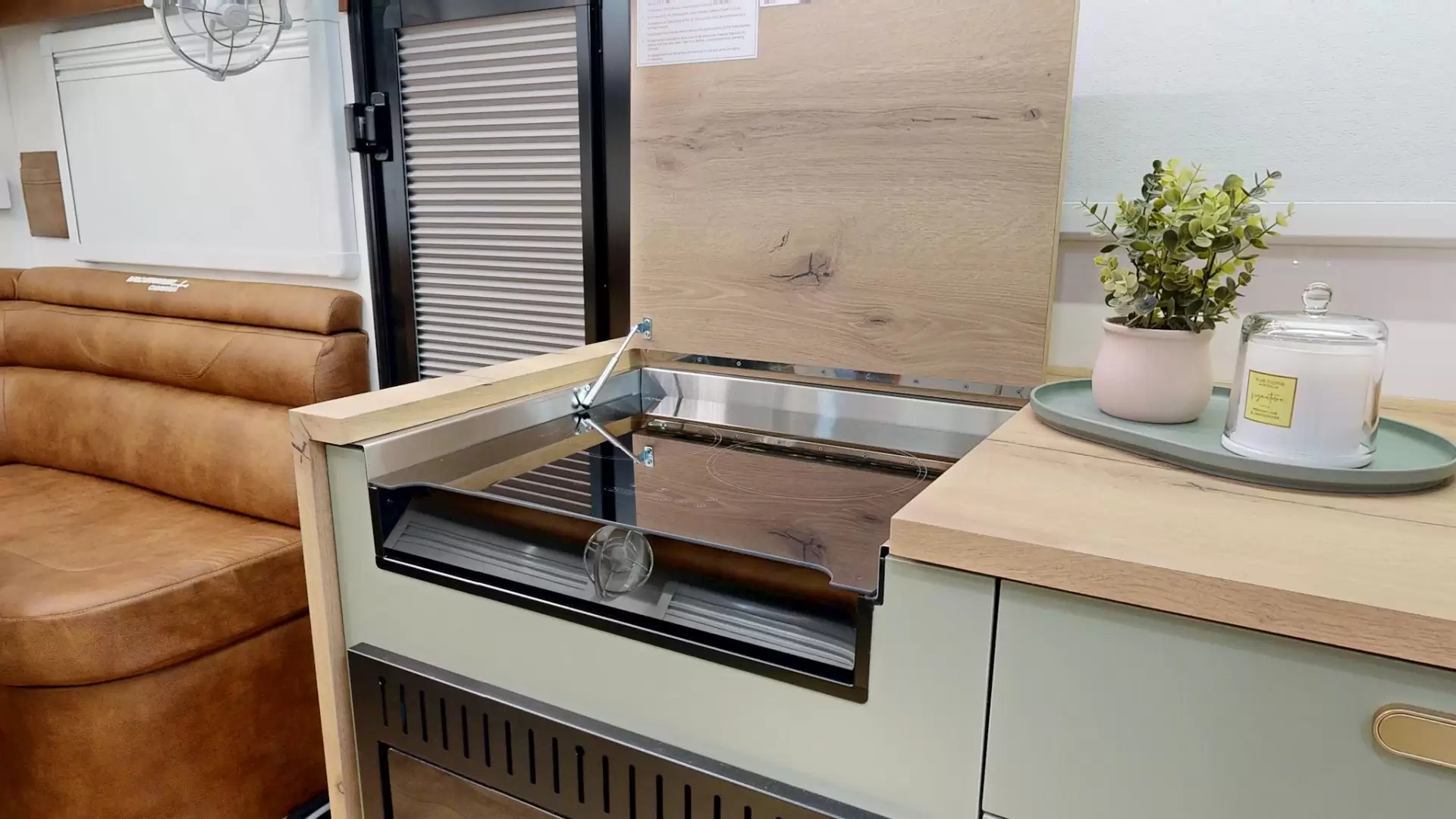 NEW 2026 VACATIONER CARAVANS ROUGH RIDER