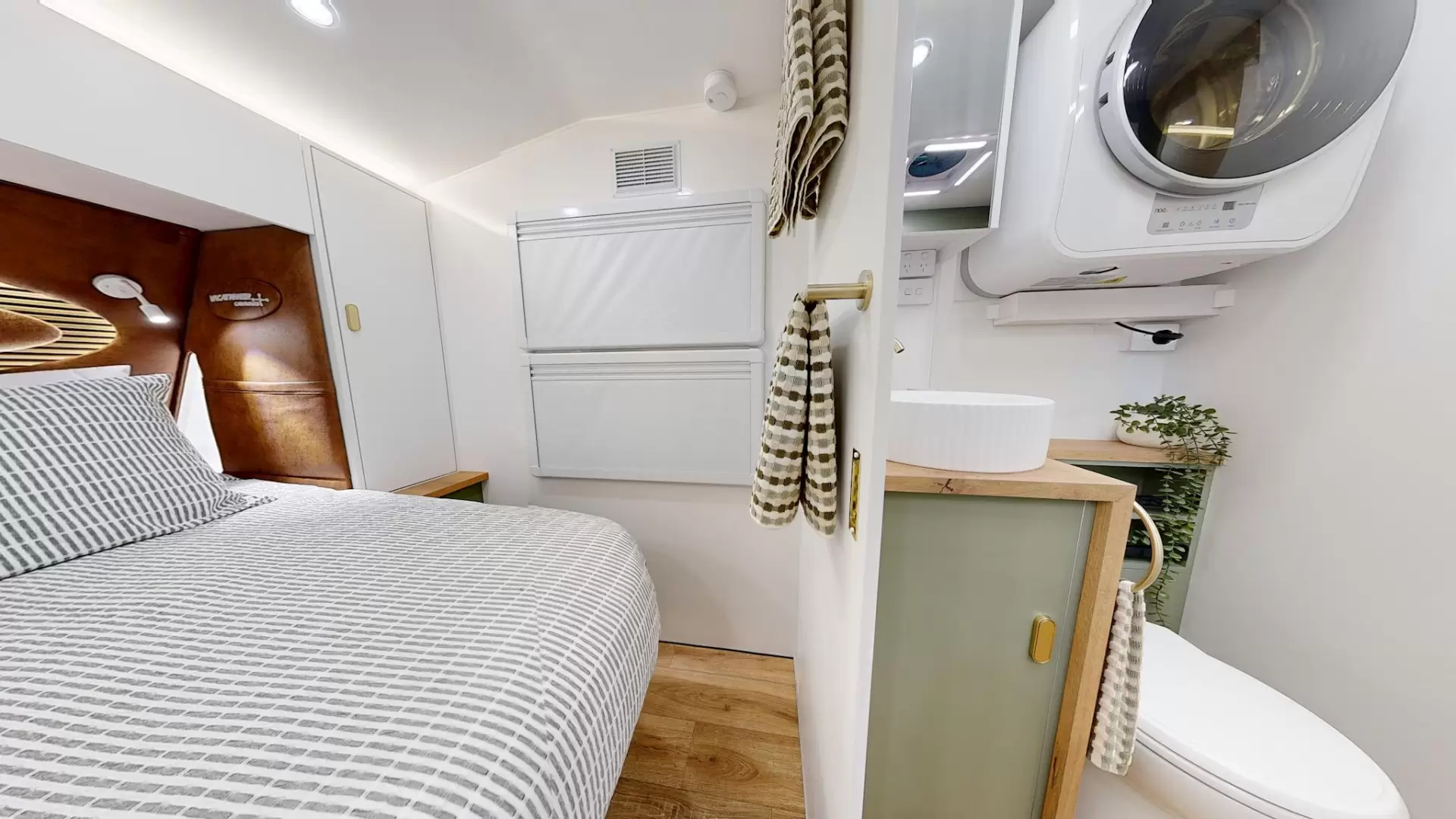 NEW 2026 VACATIONER CARAVANS ROUGH RIDER