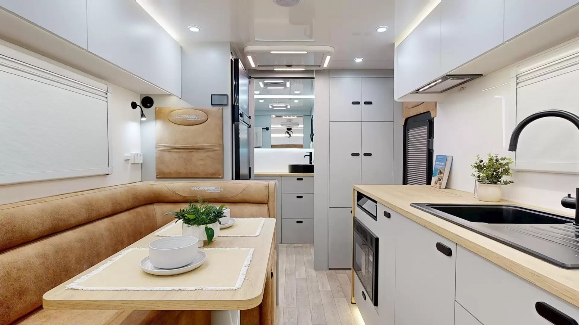 NEW 2026 VACATIONER CARAVANS ROUGH RIDER