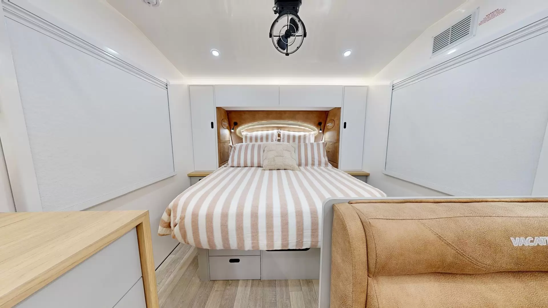 NEW 2026 VACATIONER CARAVANS ROUGH RIDER