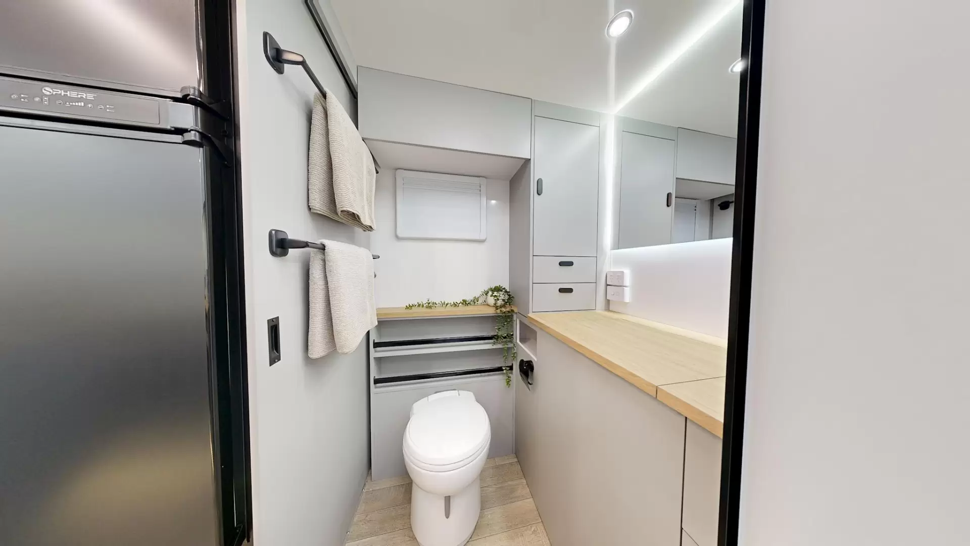 NEW 2026 VACATIONER CARAVANS ROUGH RIDER