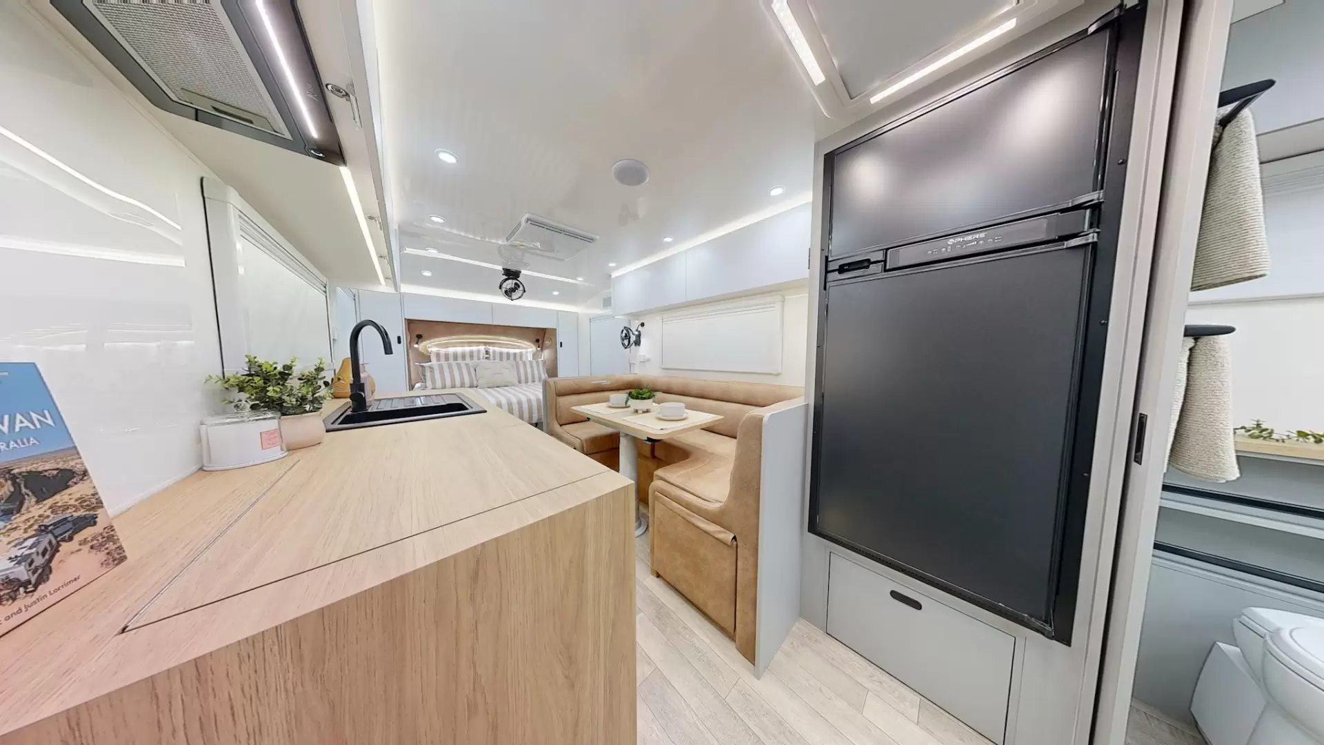 NEW 2026 VACATIONER CARAVANS ROUGH RIDER