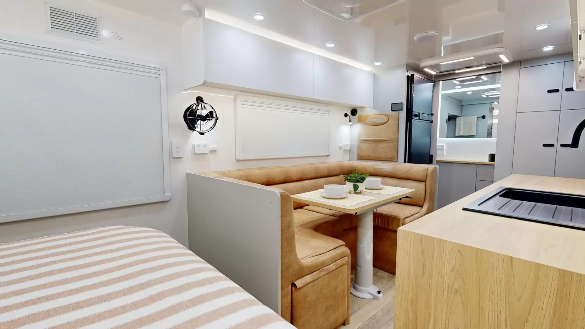 NEW 2026 VACATIONER CARAVANS ROUGH RIDER