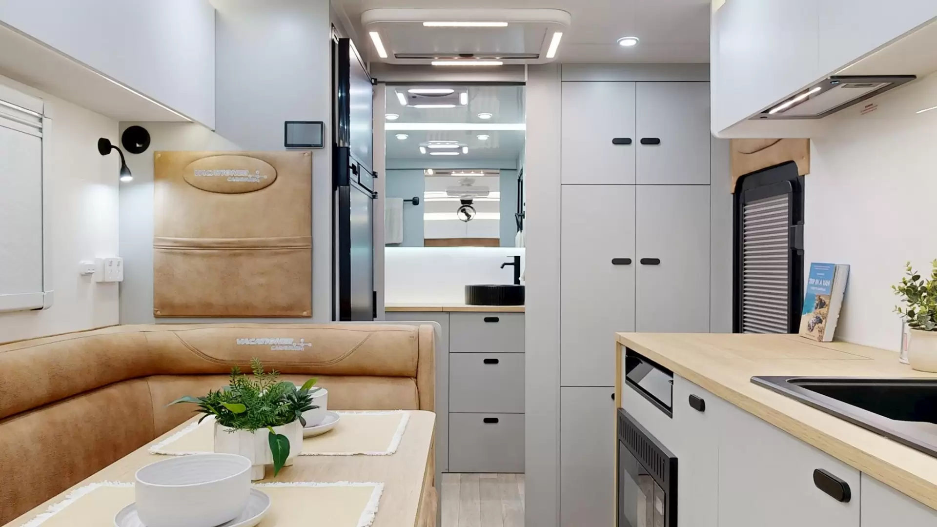 NEW 2026 VACATIONER CARAVANS ROUGH RIDER