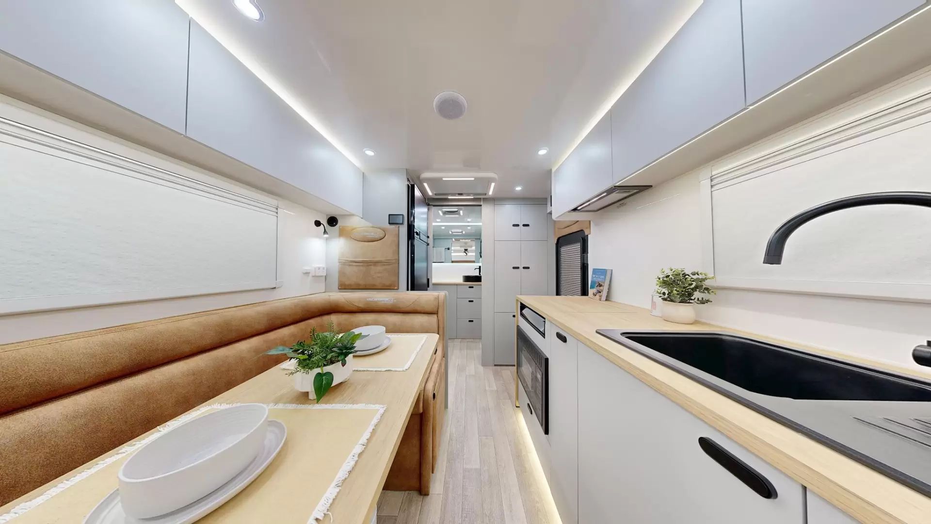 NEW 2026 VACATIONER CARAVANS ROUGH RIDER