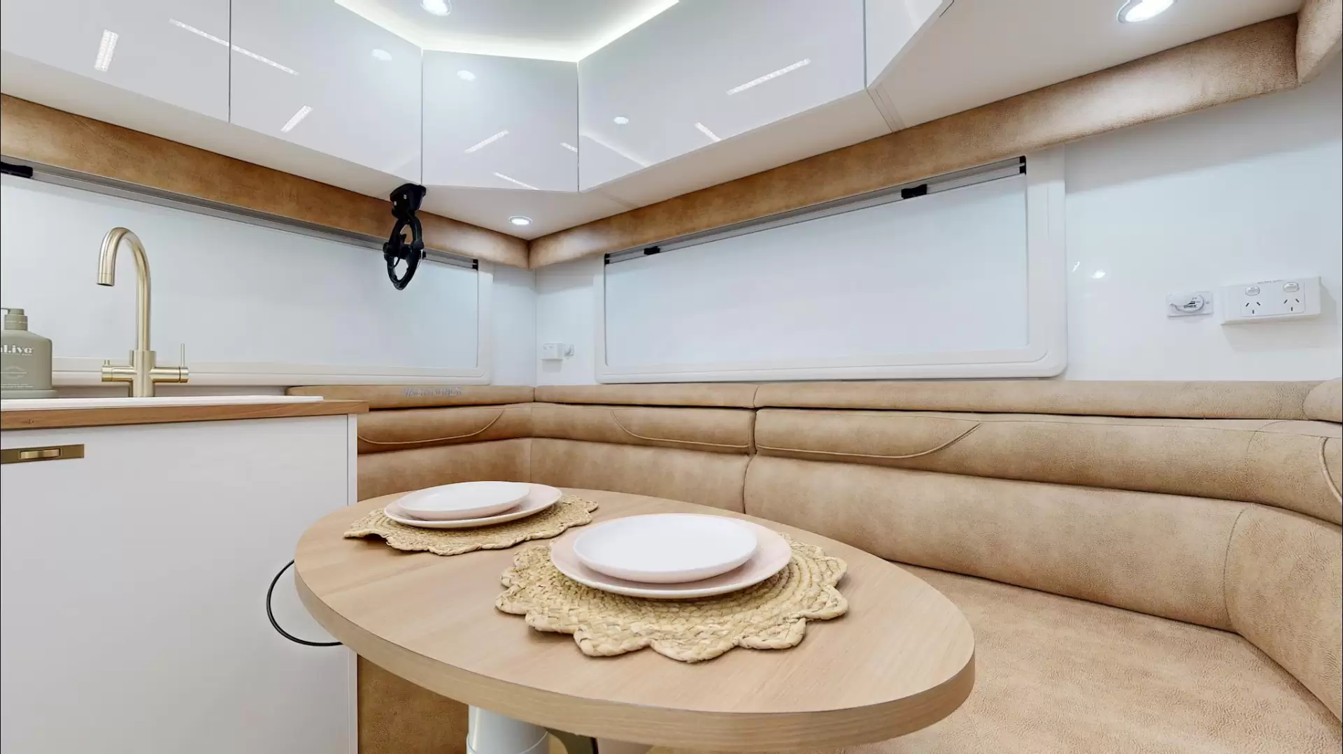 NEW 2025 VACATIONER CARAVANS BANTAM