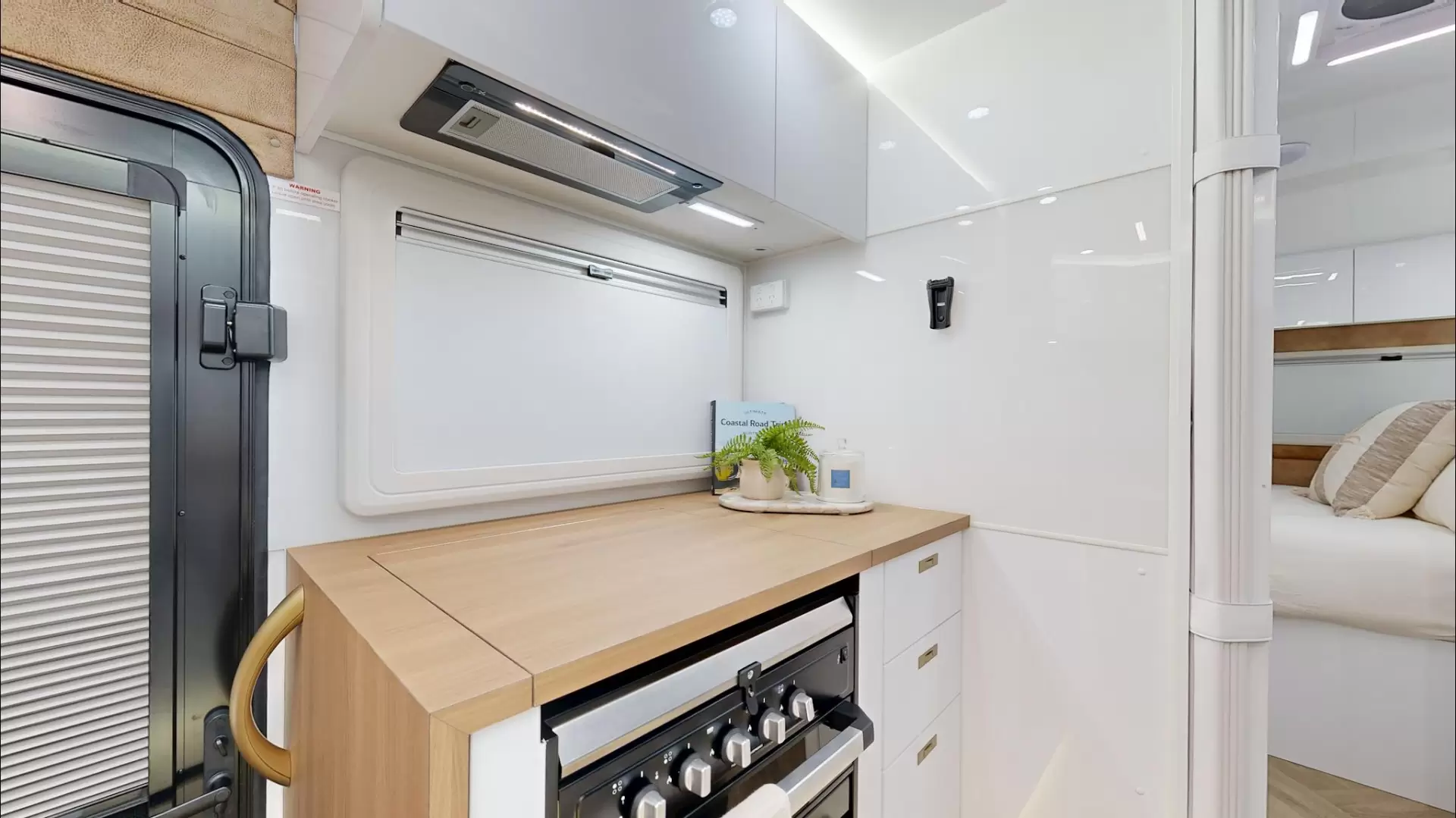 NEW 2025 VACATIONER CARAVANS BANTAM