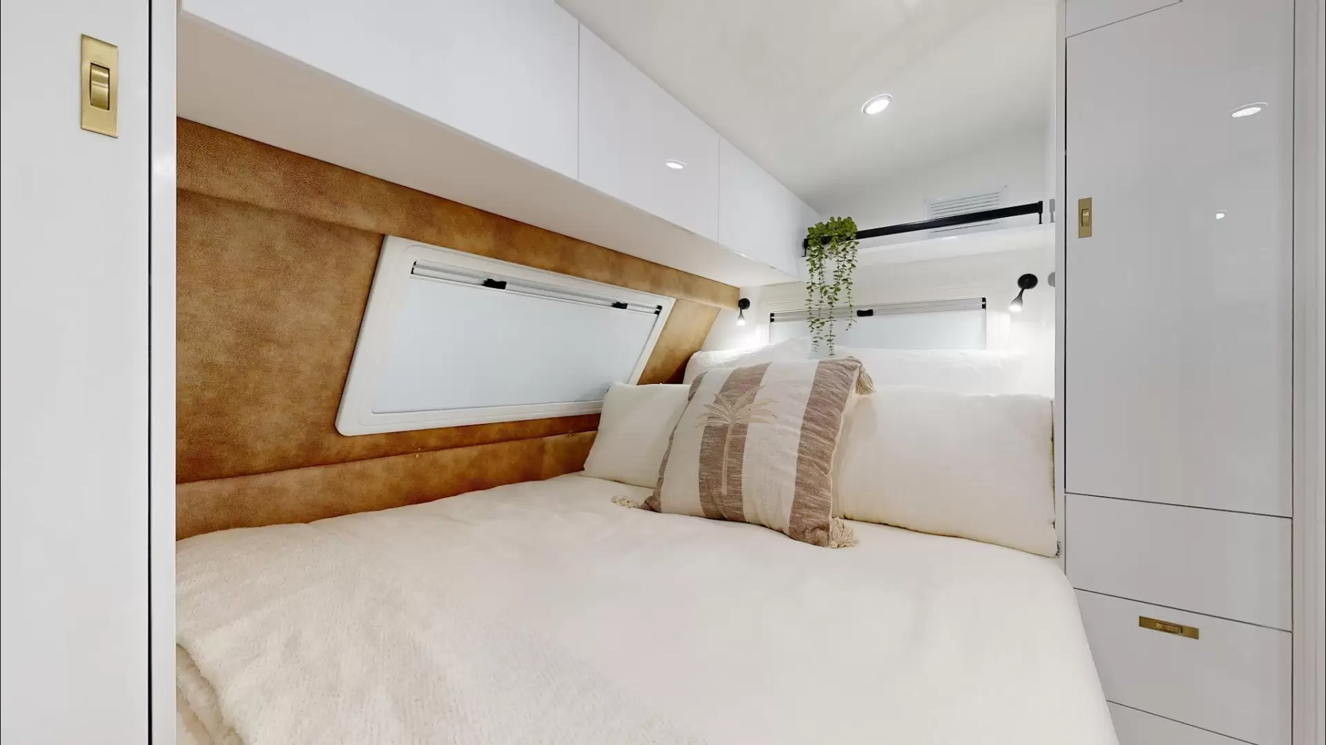 NEW 2025 VACATIONER CARAVANS BANTAM