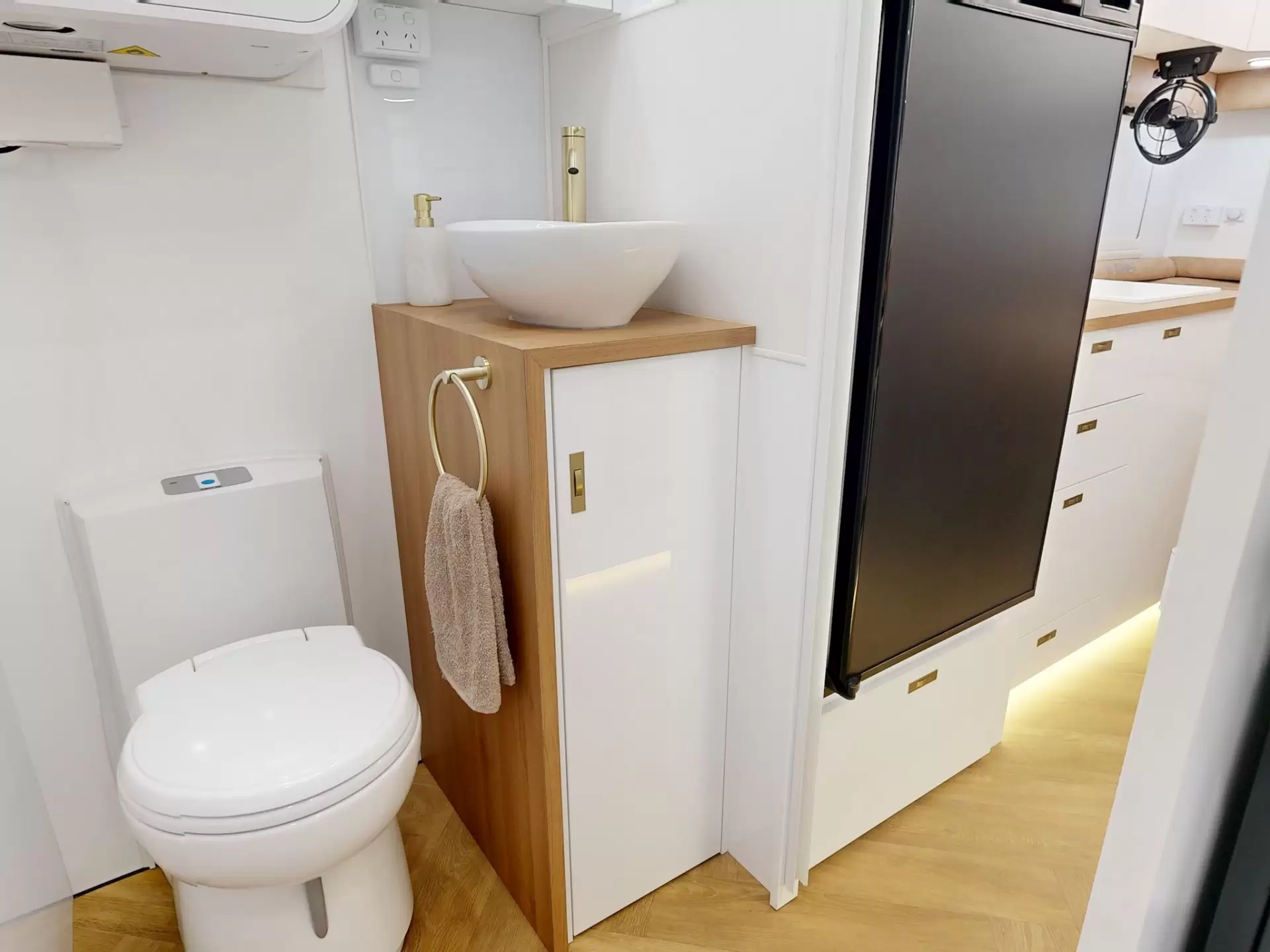 NEW 2025 VACATIONER CARAVANS BANTAM