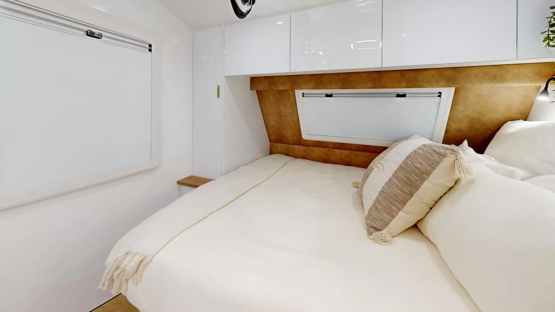 NEW 2025 VACATIONER CARAVANS BANTAM