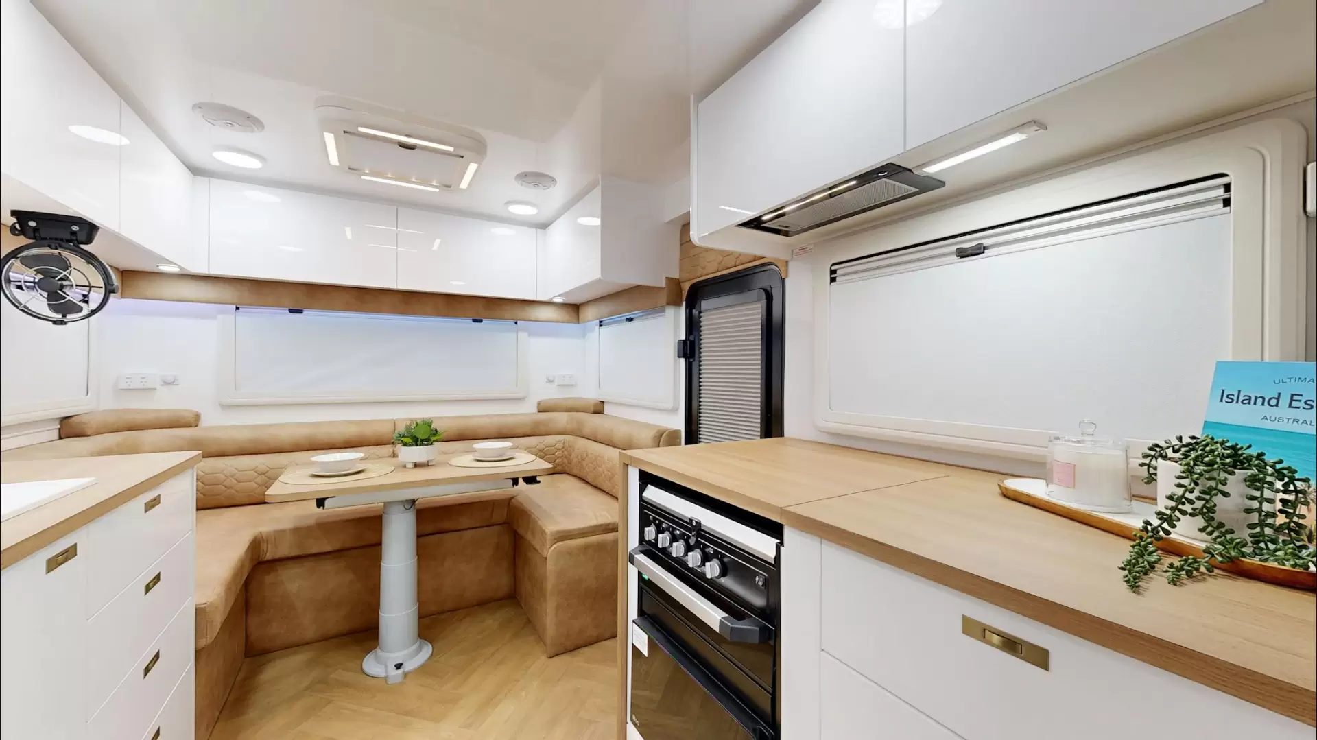 NEW 2025 VACATIONER CARAVANS ENDURA