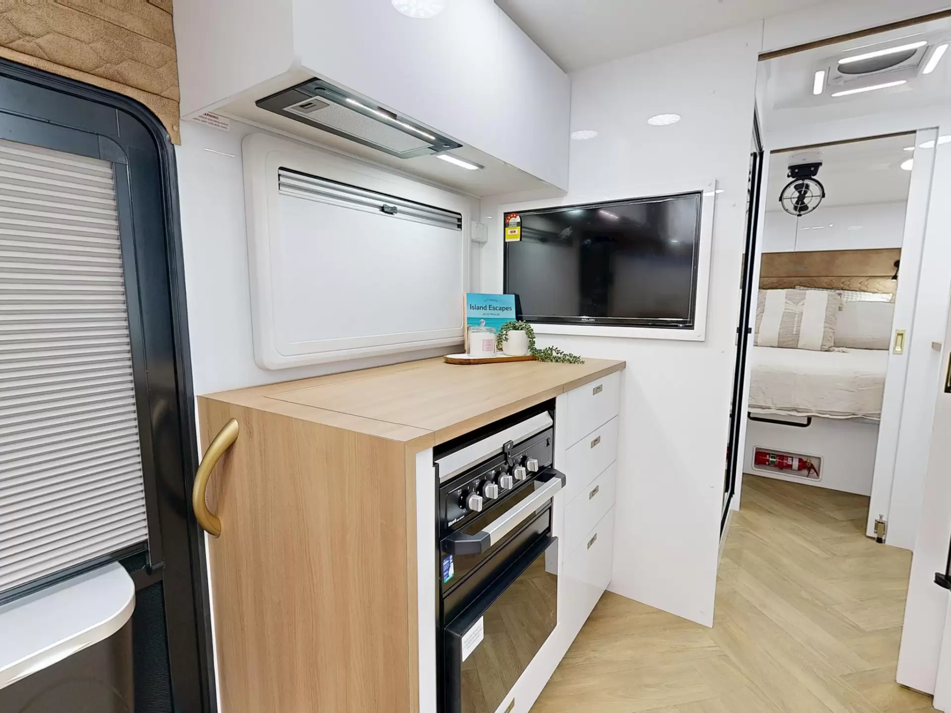 NEW 2025 VACATIONER CARAVANS ENDURA