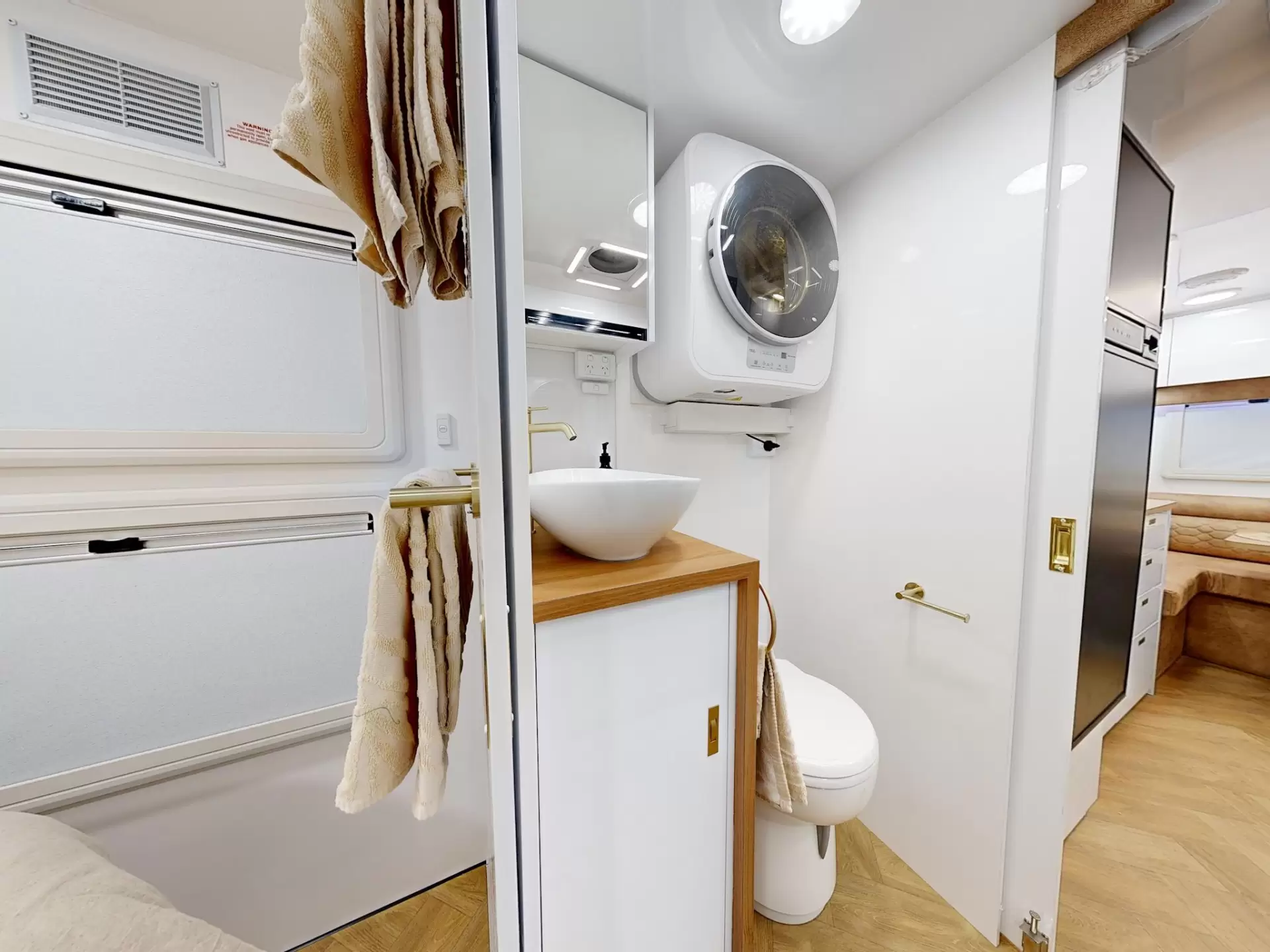 NEW 2025 VACATIONER CARAVANS ENDURA