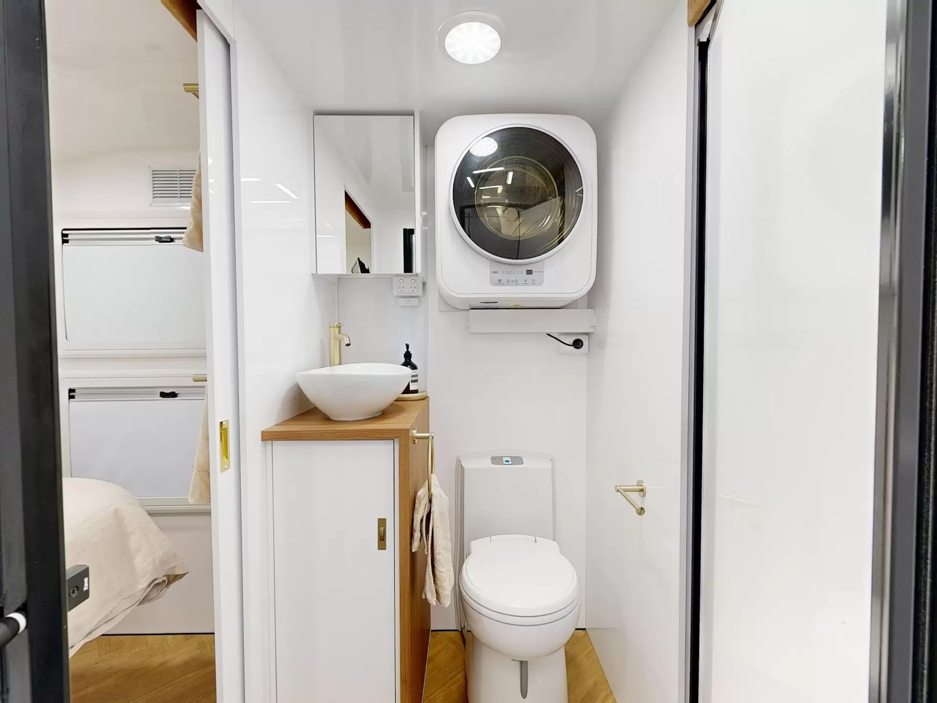 NEW 2025 VACATIONER CARAVANS ENDURA