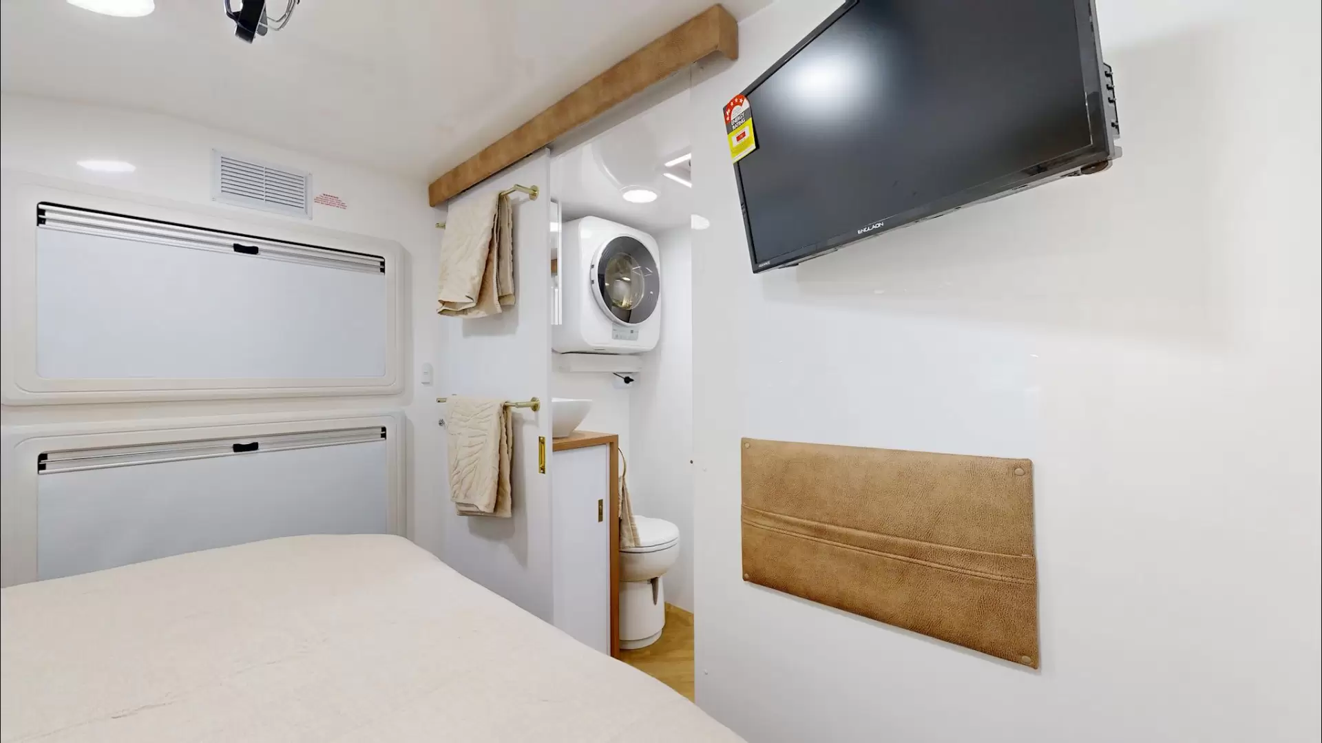 NEW 2025 VACATIONER CARAVANS ENDURA